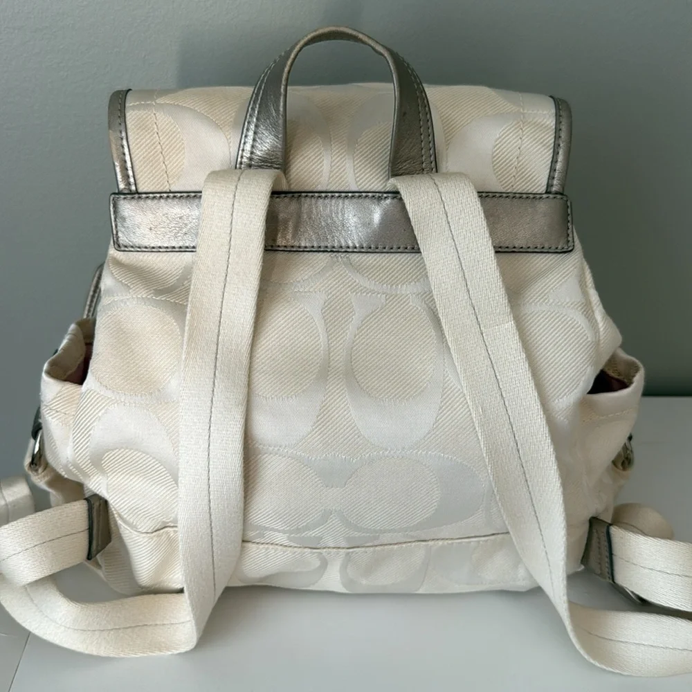 Coach Backpack - Picture 4 of 6